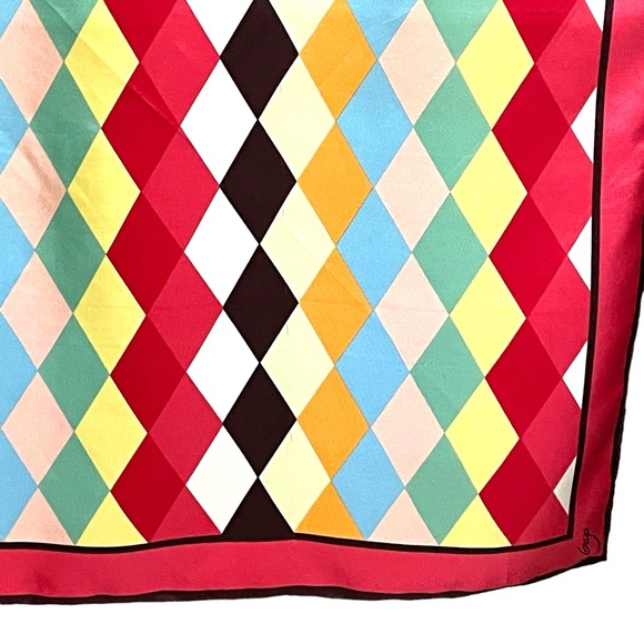 Gap Women’s Multicolored Geometric Print Shiny Satin Squared Scarf 30” - Picture 9 of 14